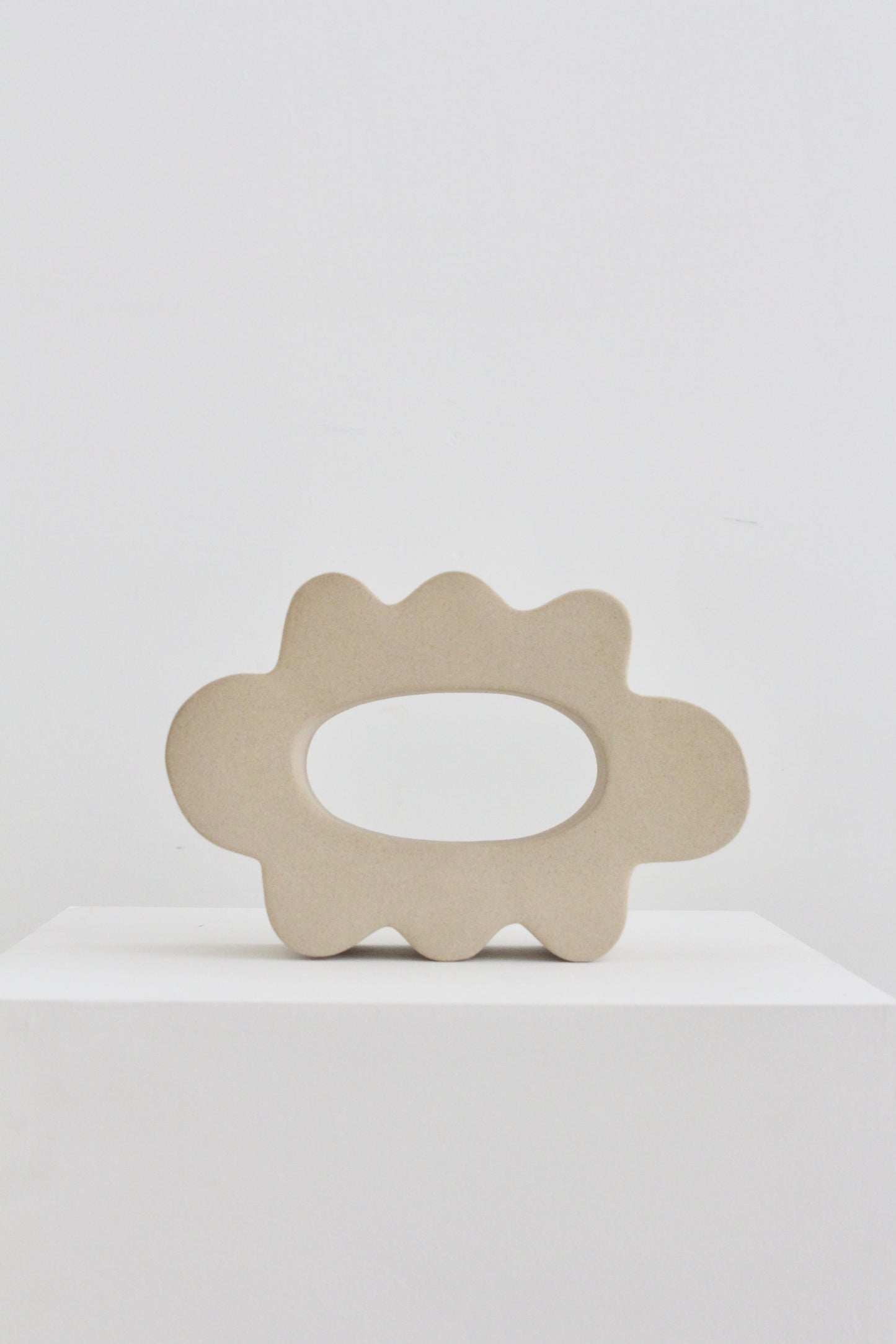 Flower Pal Sculpture - Solid Puff Beige