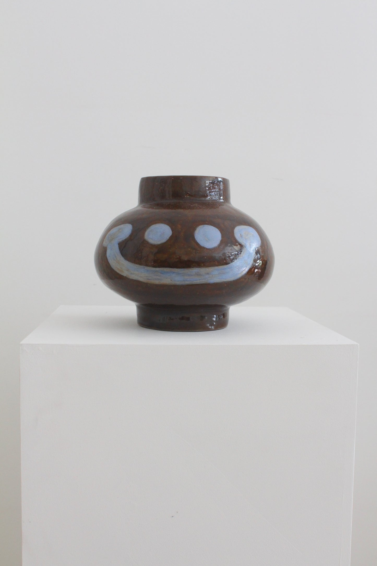 All Smiles Vessel - Caramelised Brown