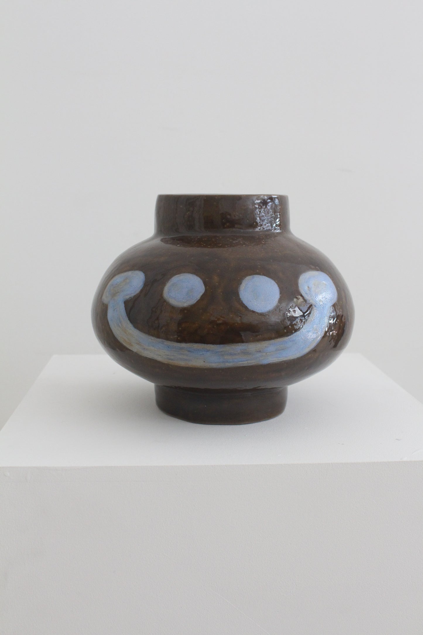 All Smiles Vessel - Caramelised Brown