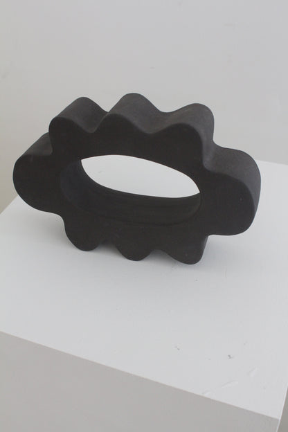 Flower Pal Sculpture - Solid Burnout Black